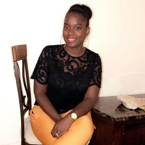 Meet your Posher, Fatima